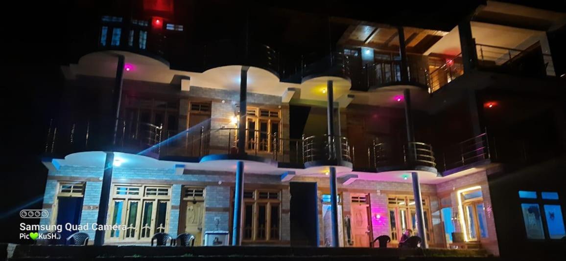 Cafe Kush Hotel Tosh Kültér fotó