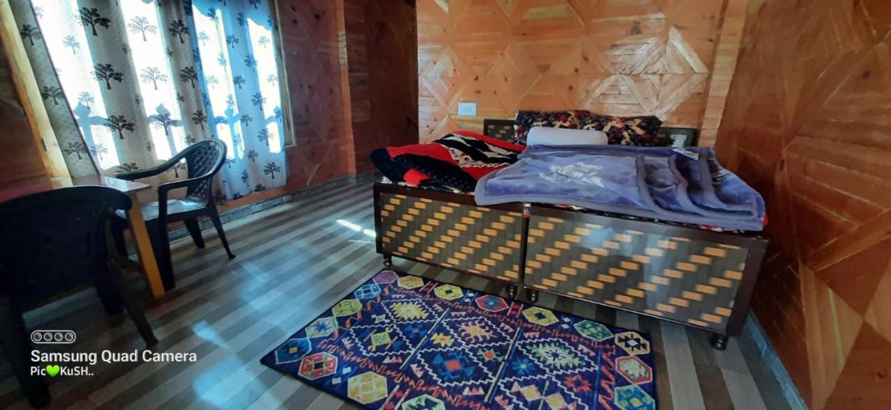 Cafe Kush Hotel Tosh Kültér fotó