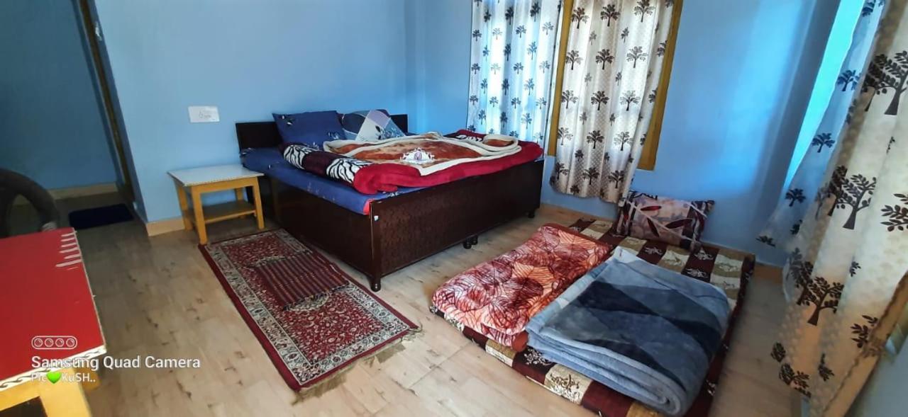Cafe Kush Hotel Tosh Kültér fotó